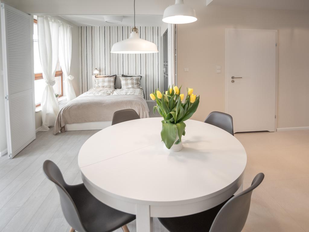 Apartament Z Widokiem Na Dworek Гданьск Экстерьер фото